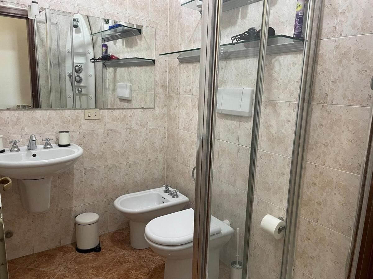Live Roma - Domus Luci Al Colosseo New! Apartamento Roma